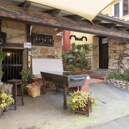 Casa vacanze Alluring Holiday In Cutiellos With Garden