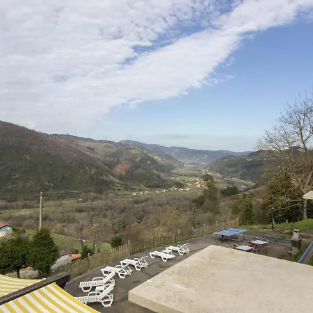 Alluring Holiday In Cutiellos With Garden Belmonte De Miranda